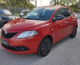 Lancia Ypsilon 1.2 69 CV 5 porte Gold