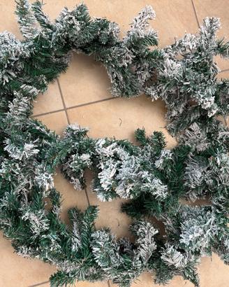Decorazione esterno festone verde e bianco