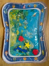 Tummy time ad acqua