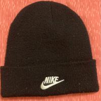 Cappello nero Nike adulto con logo frontale