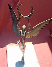 Statuina Vittoria Alata vintage francese Art Decò 