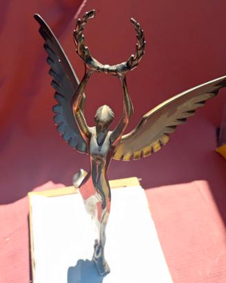 Statuina Vittoria Alata vintage francese Art Decò 