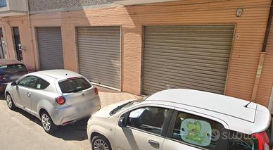 Via Ogliastra - Locale commerciale con tre vetrine