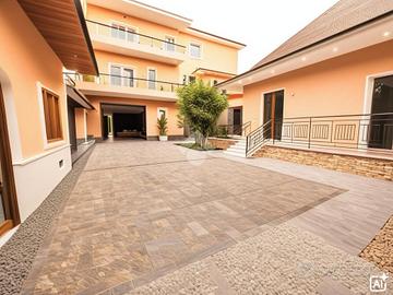 4 LOCALI A CARINARO