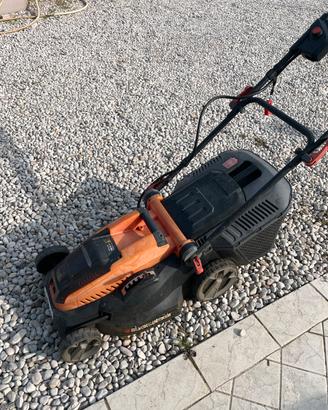 Tagliaerba a batteria