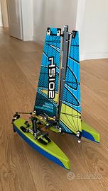 Lego 42105 catamarano