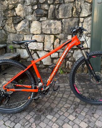cannondale Mountain bike taglia s