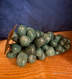 Uva decorativa vintage in pietra naturale