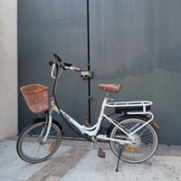 VENDUTO bici pedalata assistita