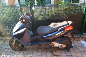 Piaggio X7 250
