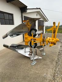 Aratro monovomere meccanico