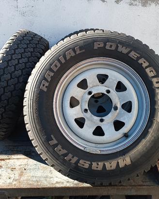 Set completo ruote fuoristrada LT 215/75 R15