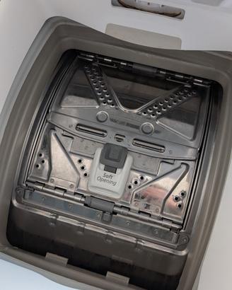 Lavatrice Indesit a carico dall'alto 7k usata poco