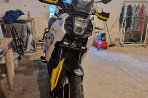 QJ Motor SVT 650X