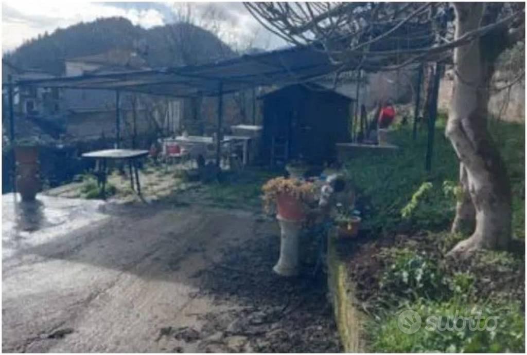 Immobile in asta di 130 m² a Rieti - Vista 2