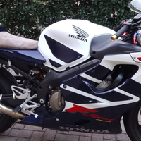 Honda cbr 600 f sport p1