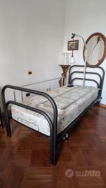 LETTO A DOGHE ORTOPEDICO MOTORIZZATO CON SPONDE