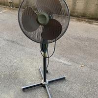 Ventilatore a piantana