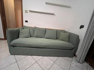 Divano letto usato