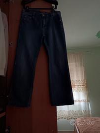 pantalone jeans 