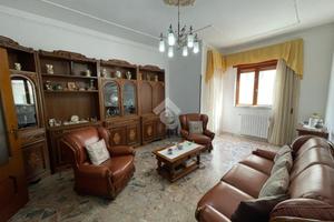 3 LOCALI A CEGLIE MESSAPICA