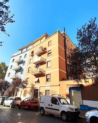 Monteverde - Locale con canna fumaria