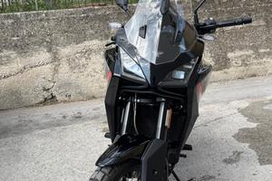 MOTO MORINI X-CAPE 650