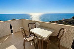 3 LOCALI A COSTARAINERA