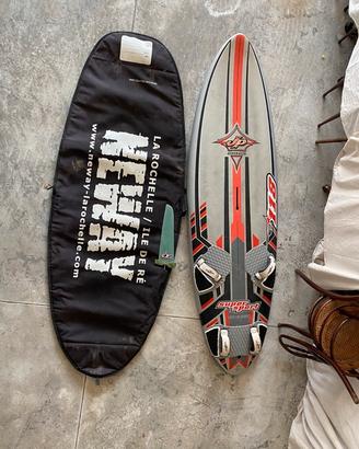 Tavola da windsurf jp 118 single fin ottime condiz