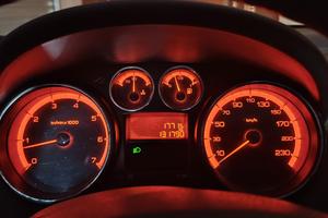 Peugeot 308 1.4 5p Premium 