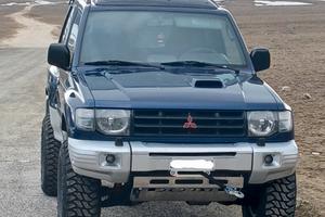 mitsubishi pajero v20 2.8 gls target 