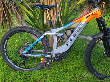 CUBE STEREO HYBRID 160 HPC ACTIONTEAM