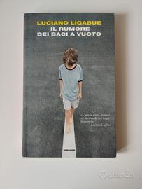 Il rumore dei baci a vuoto