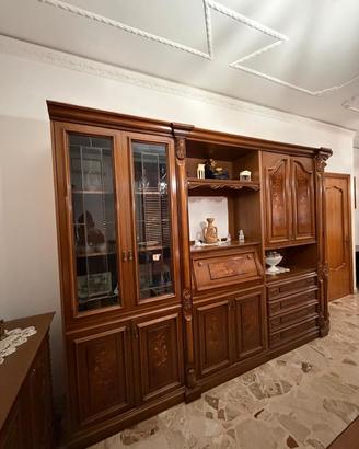 soggiorno in legno massello