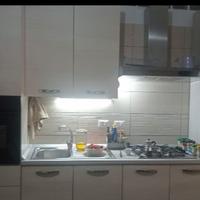 cucina completa di elettrodomestici  