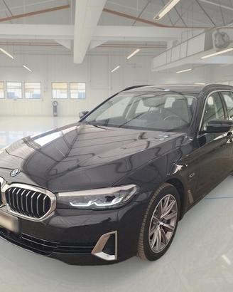BMW 530 XDRIVE LUXURY AUTO TOURING STATION WAGON