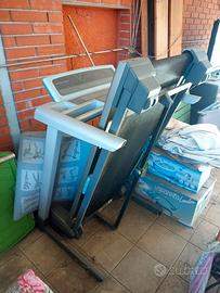 TAPIS ROULANT + PANCA E VARI ATTREZZI