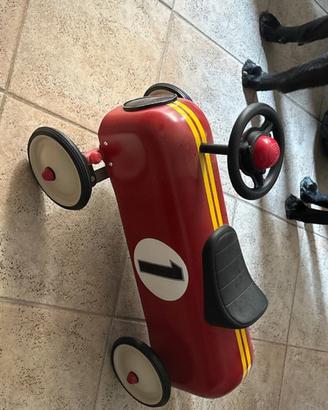 Auto vintage cavalcabile