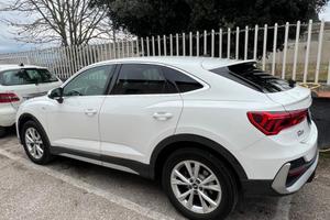 Audi Q3 SPB S-line 35 TFSI
