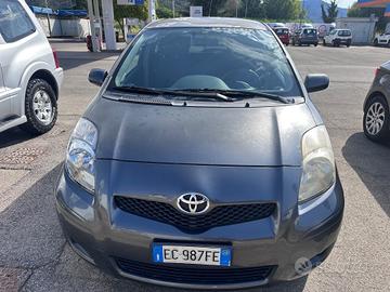 Toyota Yaris 1.3 5 porte Sol
