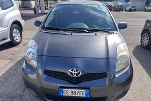 Toyota Yaris 1.3 5 porte Sol