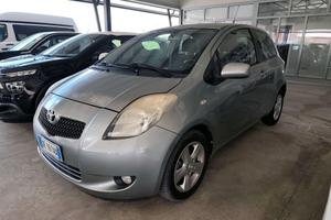 Toyota Yaris 1.0 3 porte Sol