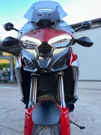 Ducati Multistrada v4 s finanziabile con borse l