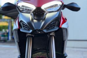 Ducati Multistrada v4 s finanziabile con borse l