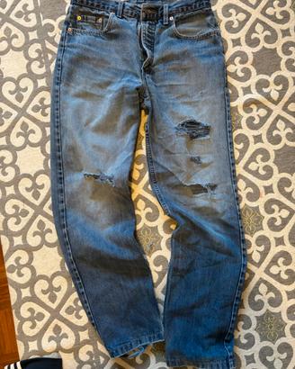 Jeans levis con strappi
