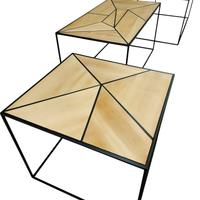 tavolo design in ferro con top in legno massello