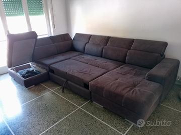 divano letto doppia penisola con puff