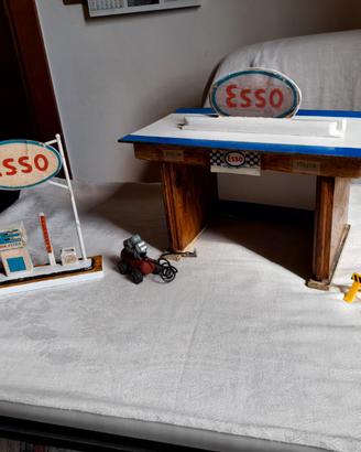 Distributore benzina ESSO-Componibile -rimovibile-