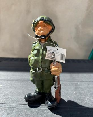 Statuetta Caricatura Soldato Militare in Resina