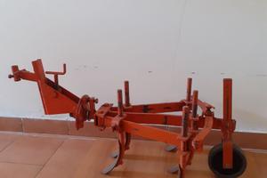 Estirpatore + Porta Attrezzi per motocoltivatore